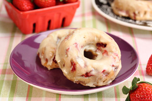 Baked Strawberry Balsamic Donuts
